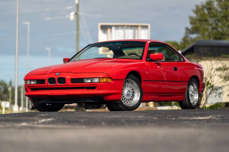 1991 BMW 1991 BMW 850 — photo 1 of 2