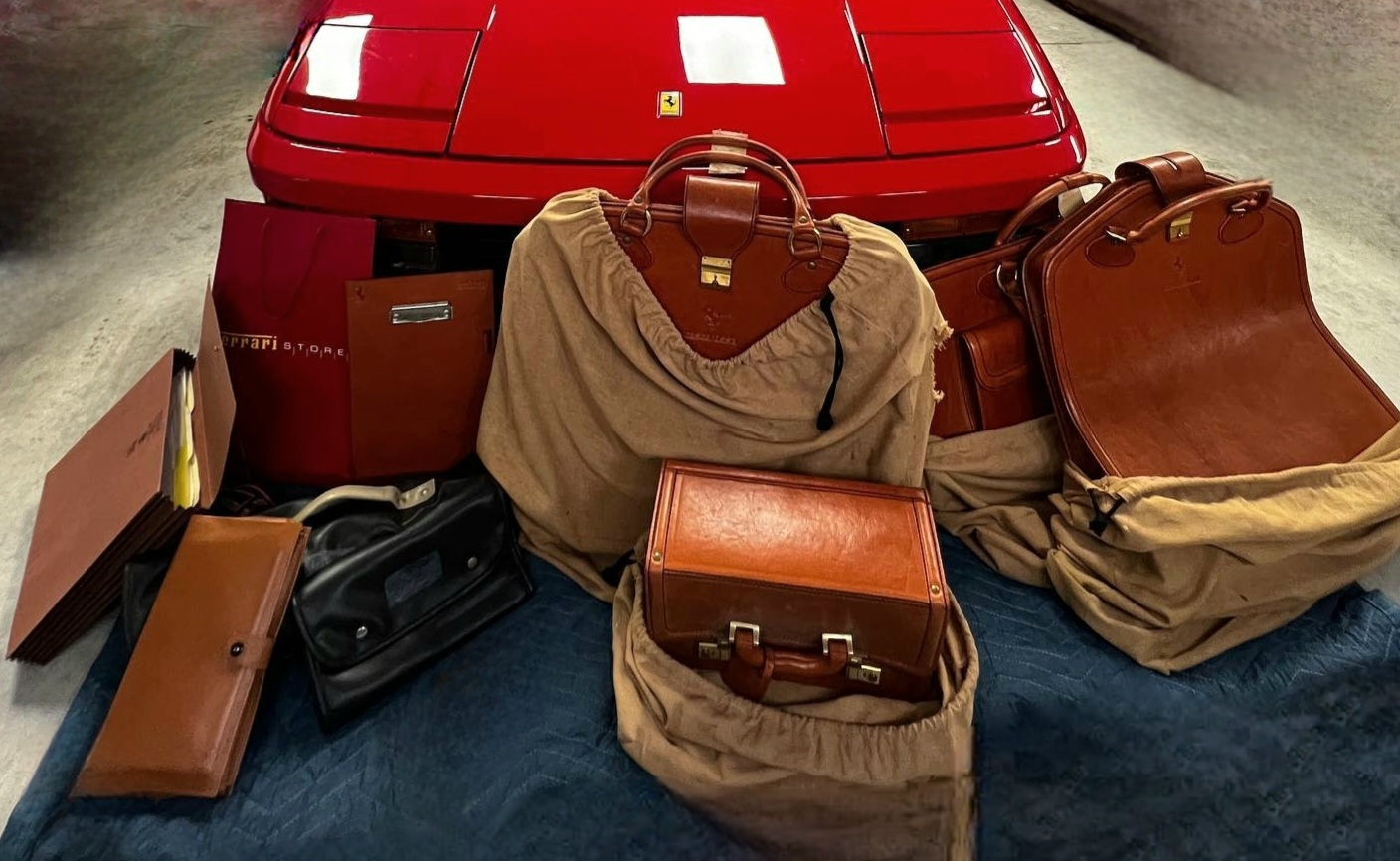 Ferarri Luggage Automobilia Ferarri Luggage